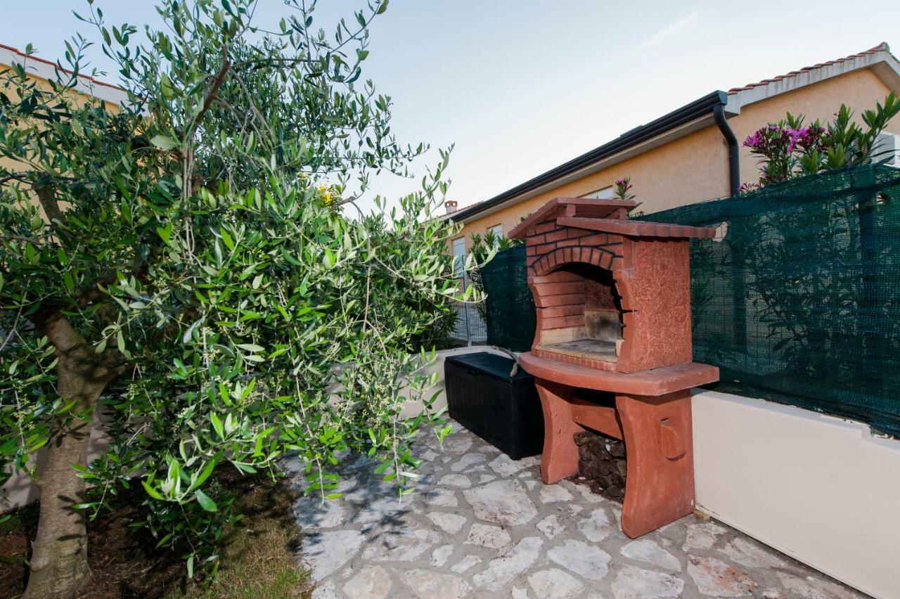 Villa Istria Porec Exterior photo